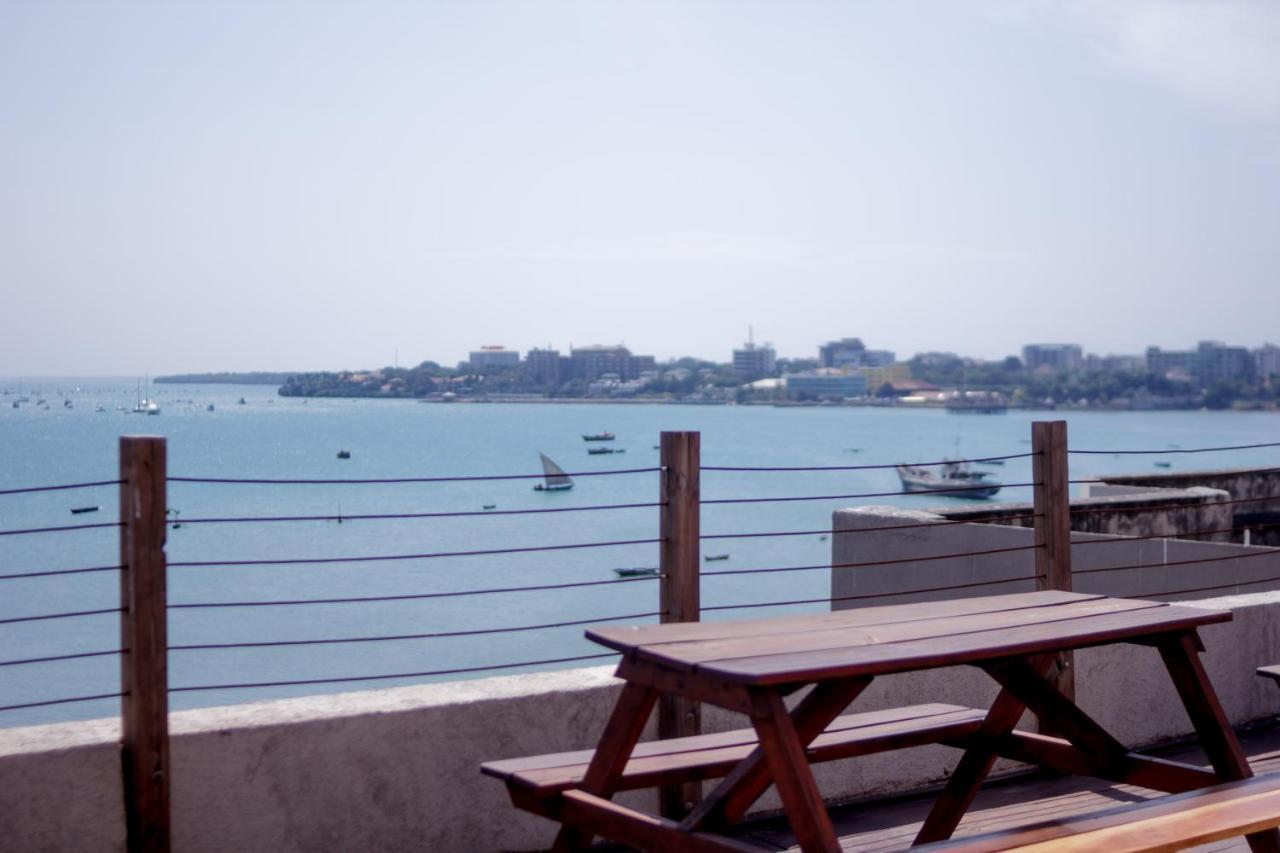 Amverton Bay View ดาร์เอสซาลาม ภายนอก รูปภาพ